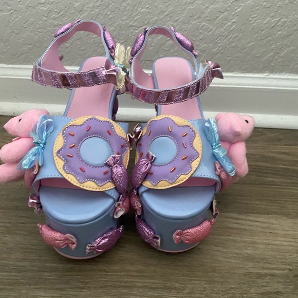 Candy Donut Heels - Picture 6 of 7